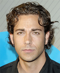 8694_zachary-levi